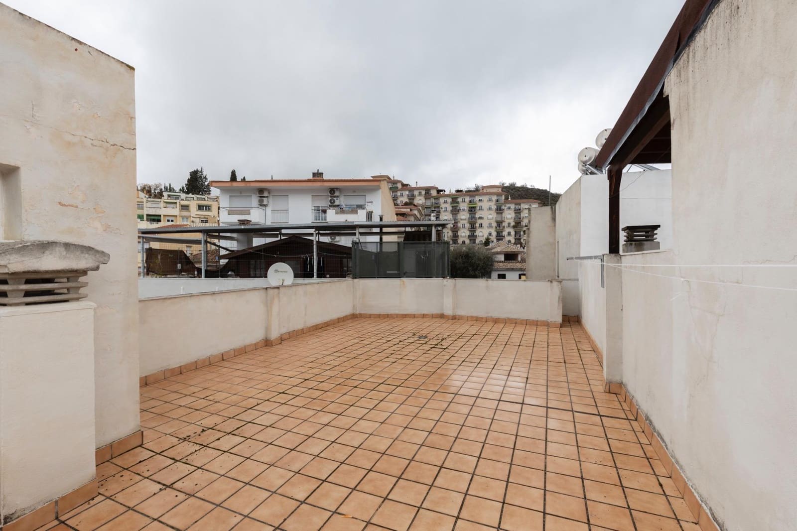 Piso de 2 habitaciones en Cenes de la Vega en venta - 149.000 € (Ref: 9627837)