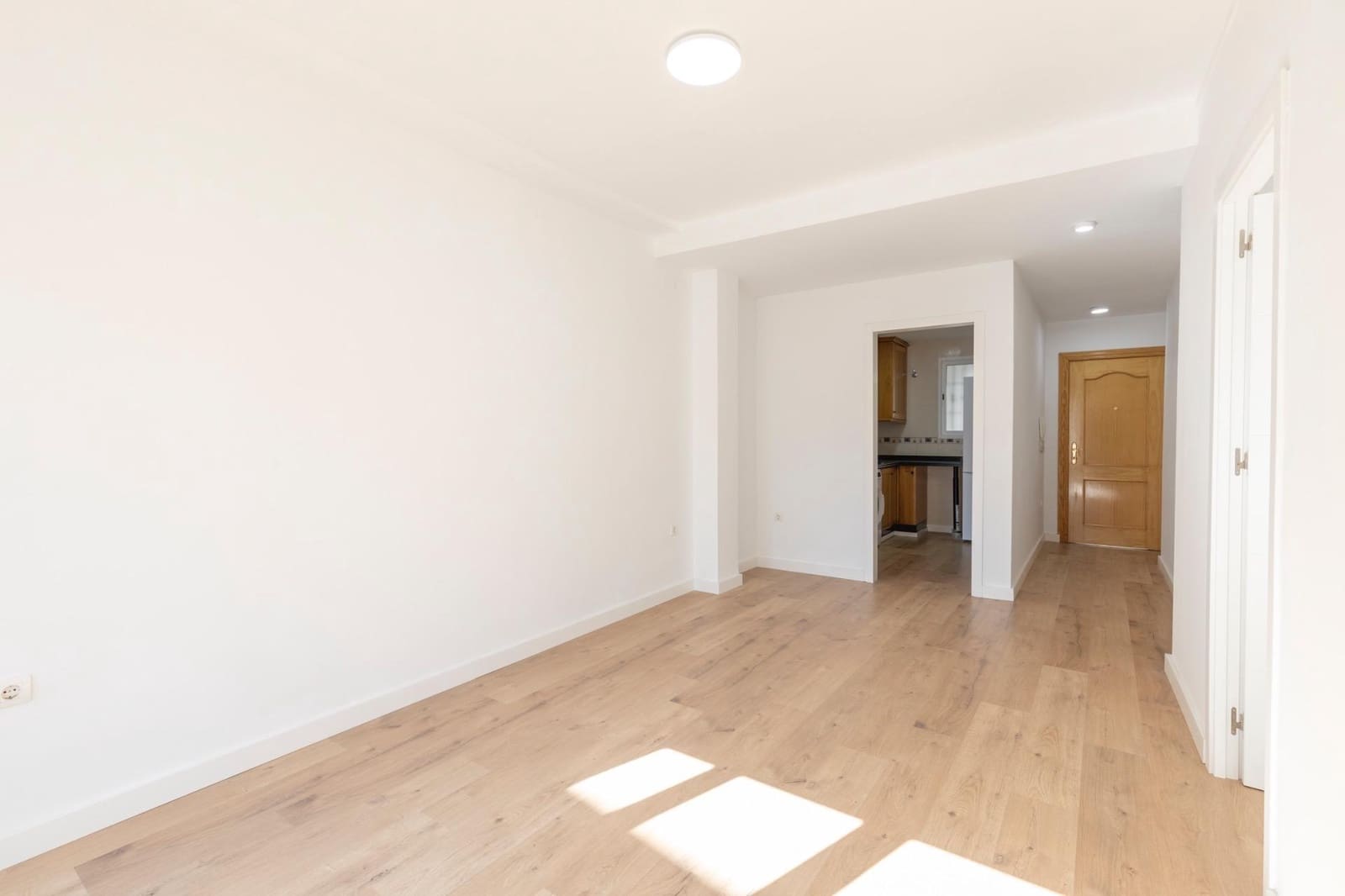 2 bedroom Flat for sale in Cenes de la Vega - € 144,000 (Ref: 9627837)