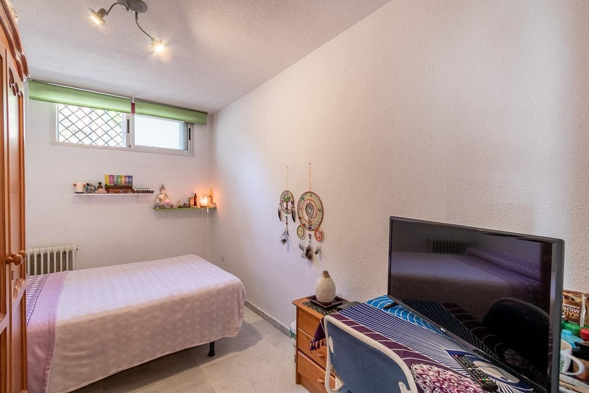 7 soverom Leilighet til salgs i Granada by med garasje - € 295 000 (Ref: 9630334)