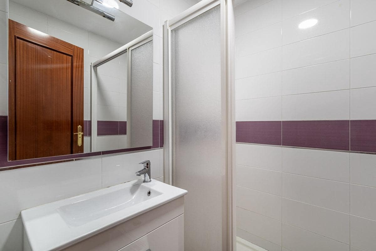 7 soverom Leilighet til salgs i Granada by med garasje - € 295 000 (Ref: 9630334)