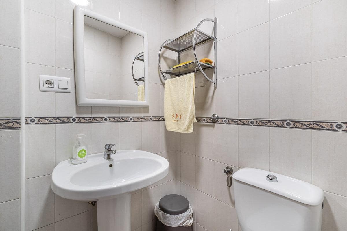 7 soverom Leilighet til salgs i Granada by med garasje - € 295 000 (Ref: 9630334)