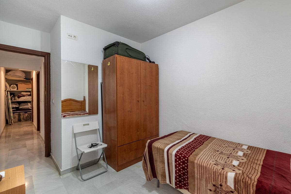 7 soverom Leilighet til salgs i Granada by med garasje - € 295 000 (Ref: 9630334)