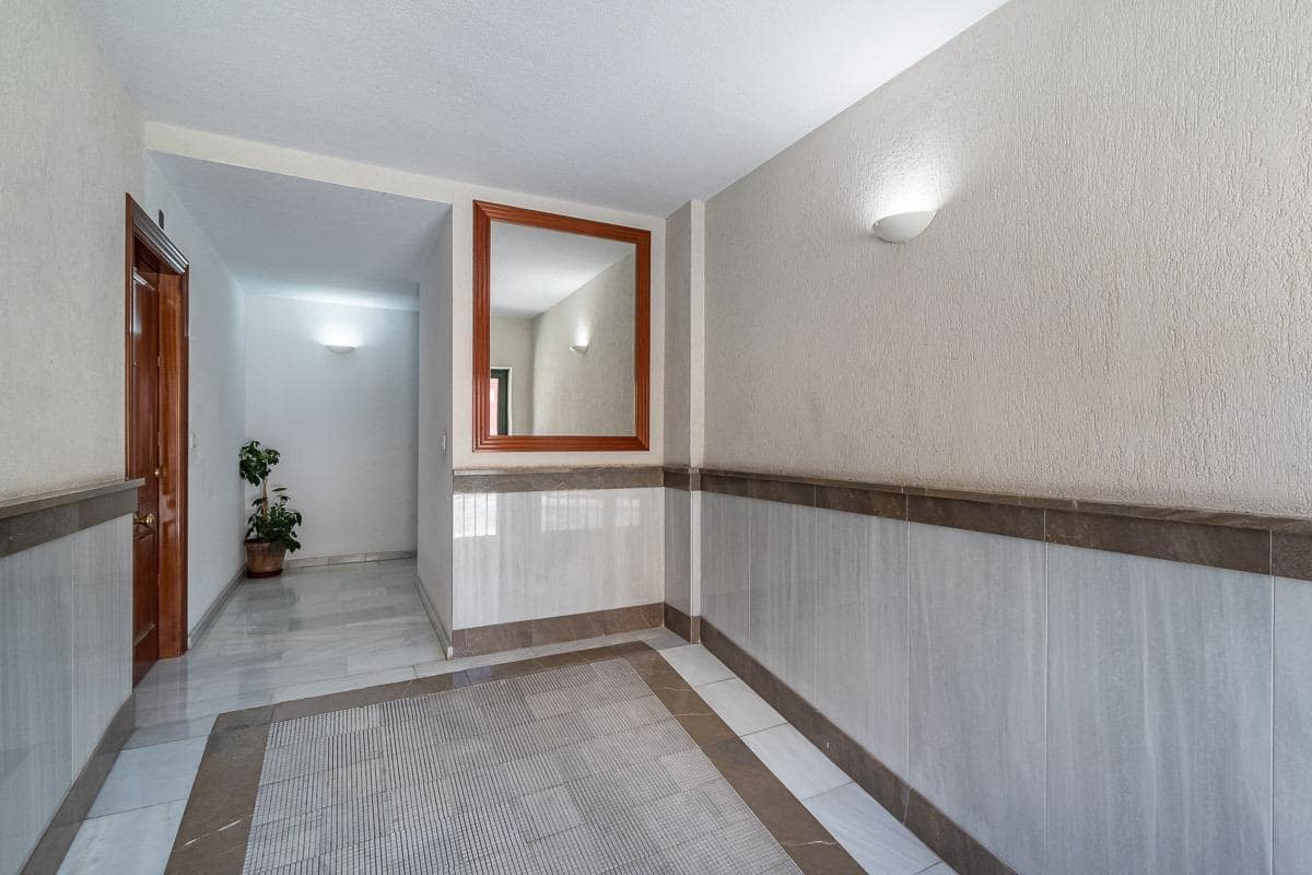 7 soverom Leilighet til salgs i Granada by med garasje - € 295 000 (Ref: 9630334)