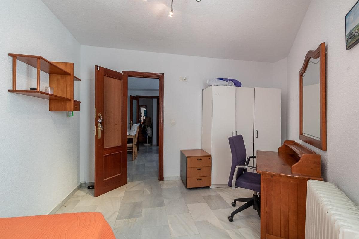 7 soverom Leilighet til salgs i Granada by med garasje - € 295 000 (Ref: 9630334)