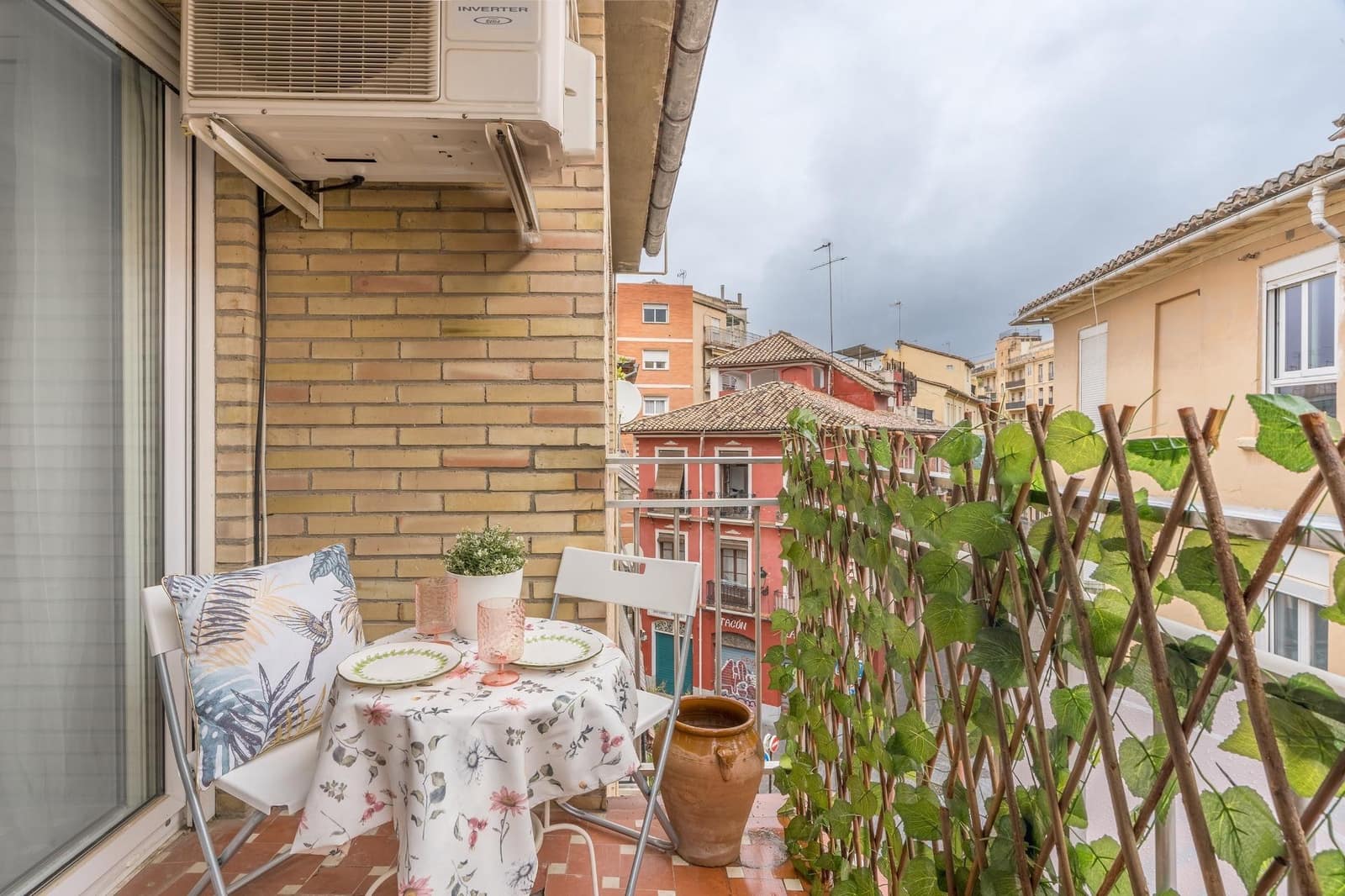 4 slaapkamer Flat te koop in Granada stad - € 345.000 (Ref: 9634545)