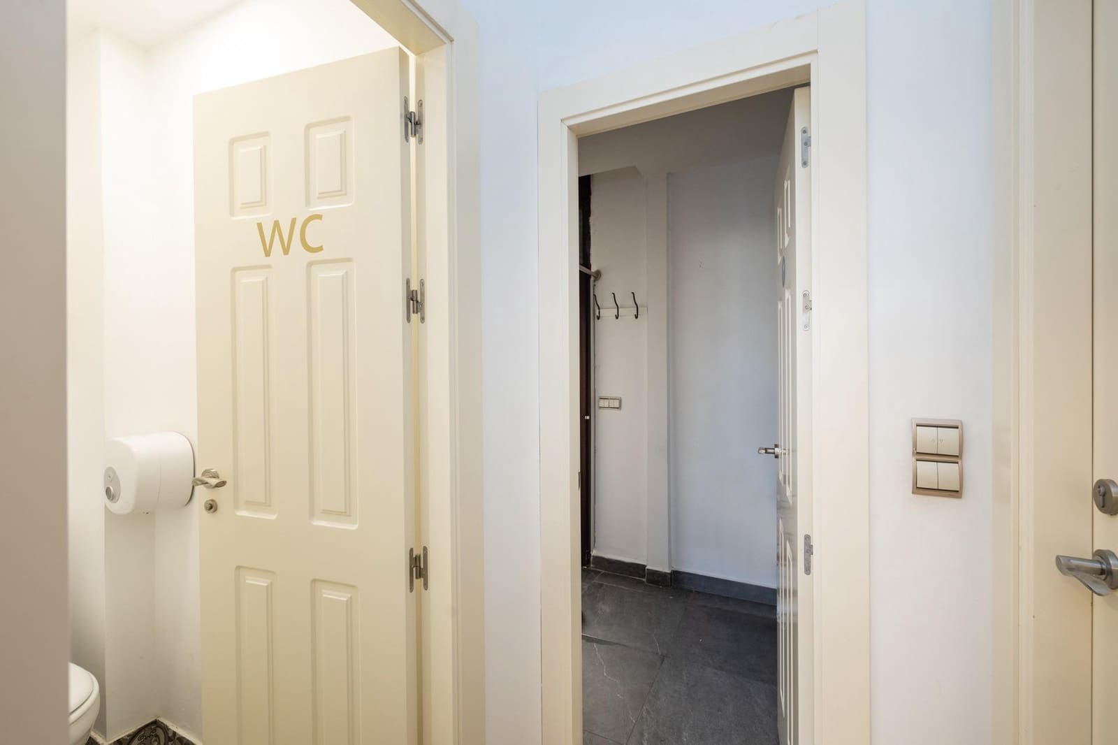 16 slaapkamer Villa te koop in Granada stad met zwembad - € 1.100.000 (Ref: 9634547)