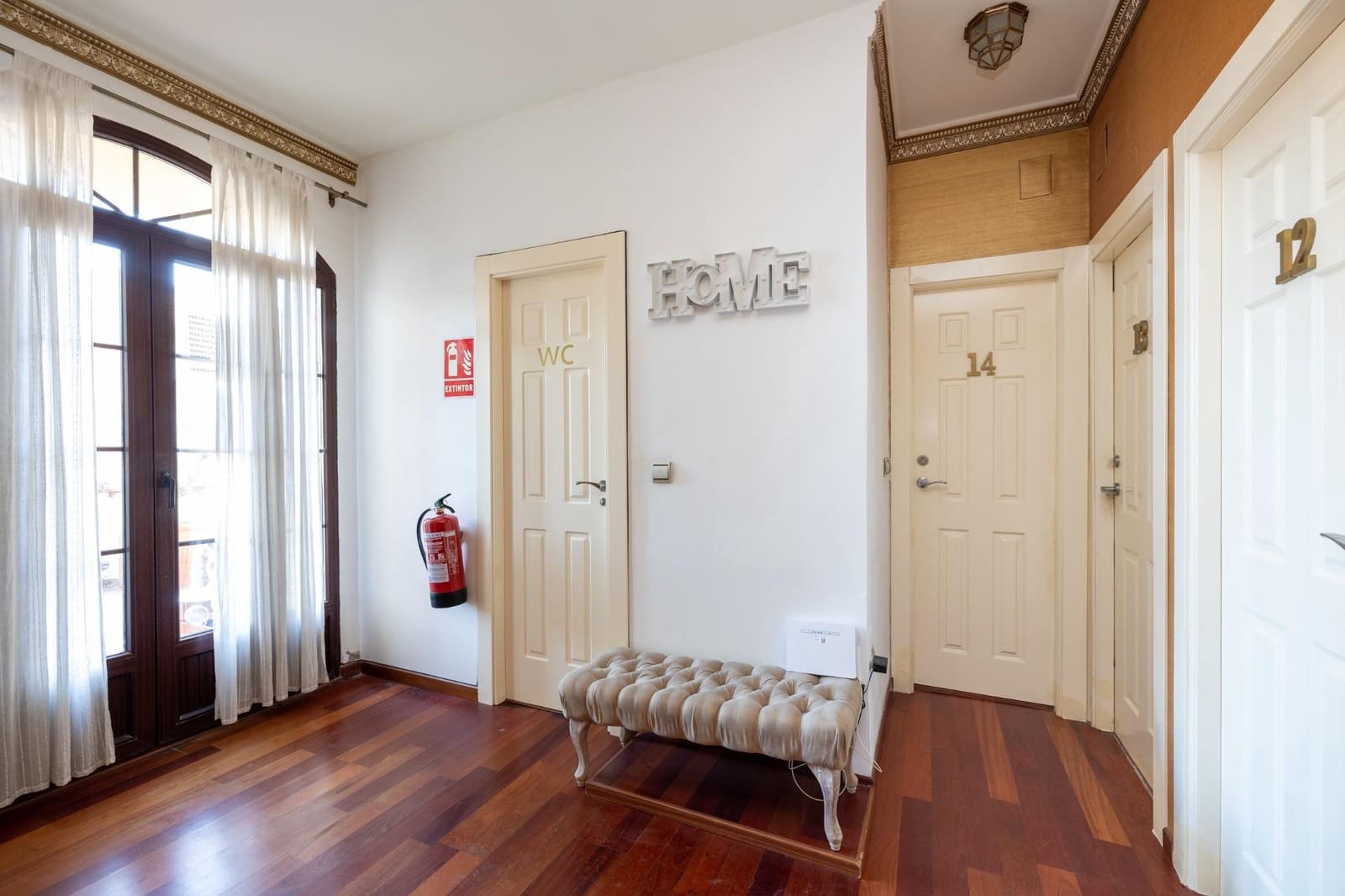 16 slaapkamer Villa te koop in Granada stad met zwembad - € 1.100.000 (Ref: 9634547)