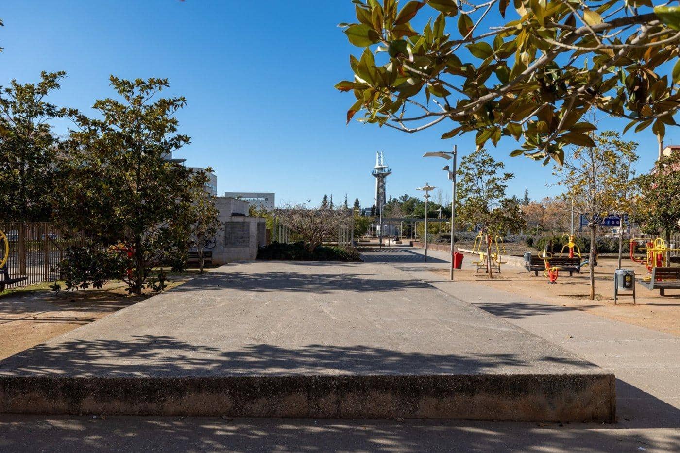 3 Zimmer Wohnung zu verkaufen in Granada Stadt - 225.000 € (Ref: 9634548)