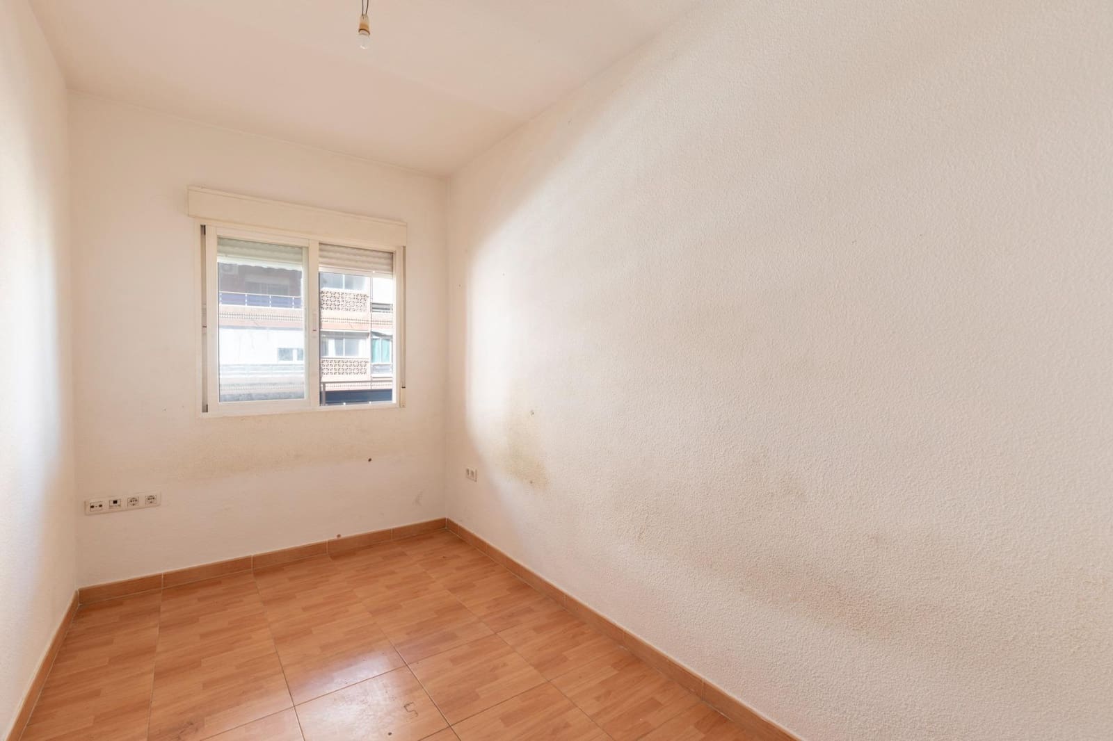 3 Zimmer Wohnung zu verkaufen in Granada Stadt - 225.000 € (Ref: 9634548)