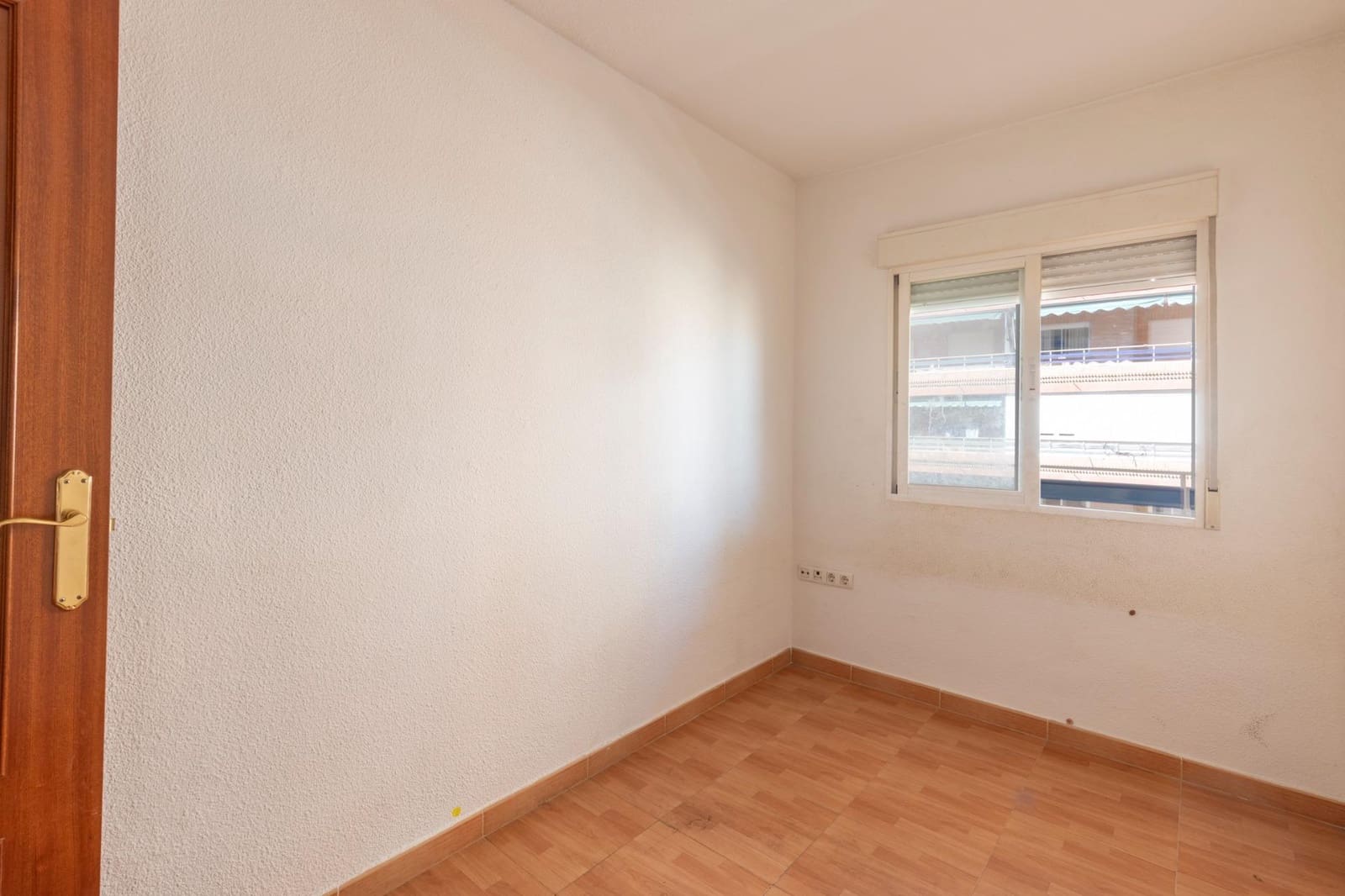 3 Zimmer Wohnung zu verkaufen in Granada Stadt - 225.000 € (Ref: 9634548)