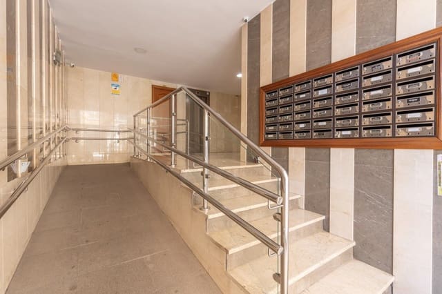 3 Zimmer Wohnung zu verkaufen in Zaidin, Granada Stadt - 225.000 € (Ref: 9634548)