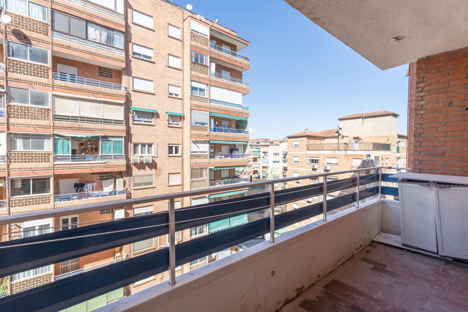 3 Zimmer Wohnung zu verkaufen in Granada Stadt - 225.000 € (Ref: 9634548)