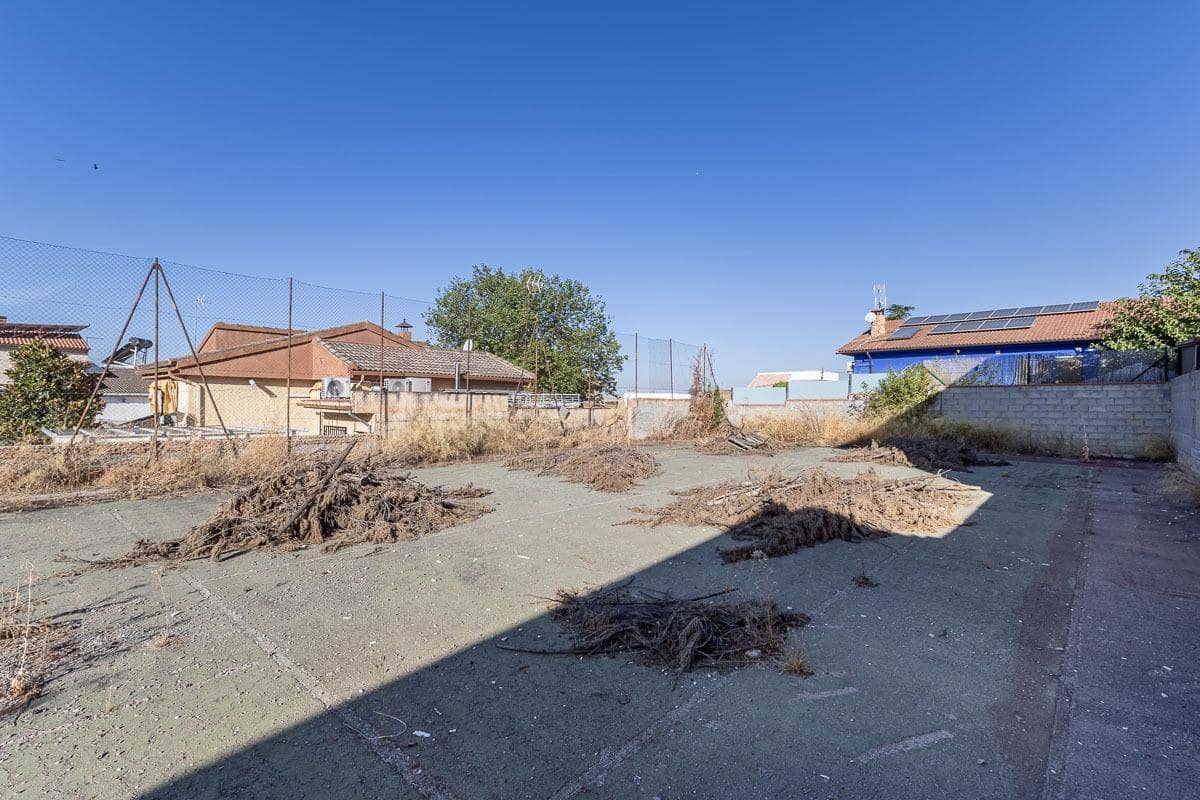 Terrain à Bâtir à vendre à Ogijares - 137 000 € (Ref: 9634549)