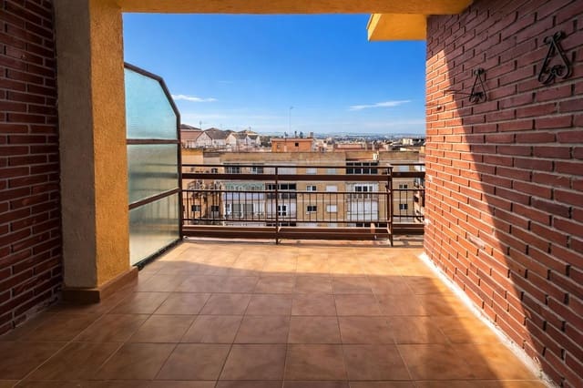 2 slaapkamer Penthouse te koop in Centro, Granada stad - € 329.000 (Ref: 9634550)