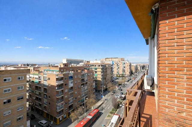 2 slaapkamer Penthouse te koop in Centro, Granada stad - € 329.000 (Ref: 9634550)