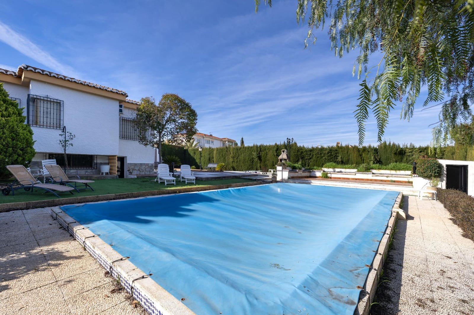 7 slaapkamer Villa te koop in Otura met zwembad garage - € 420.000 (Ref: 9637861)