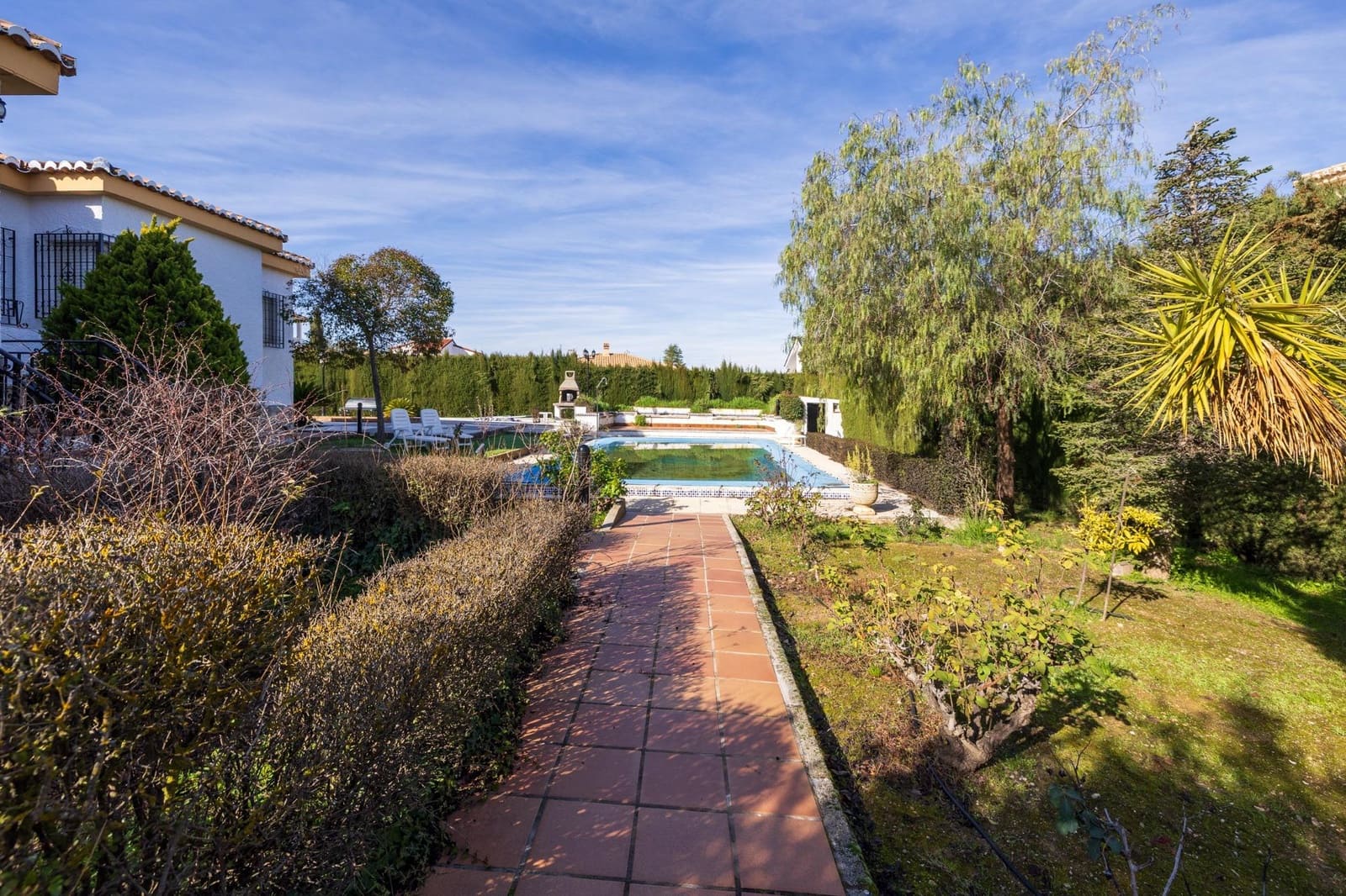 7 slaapkamer Villa te koop in Otura met zwembad garage - € 420.000 (Ref: 9637861)