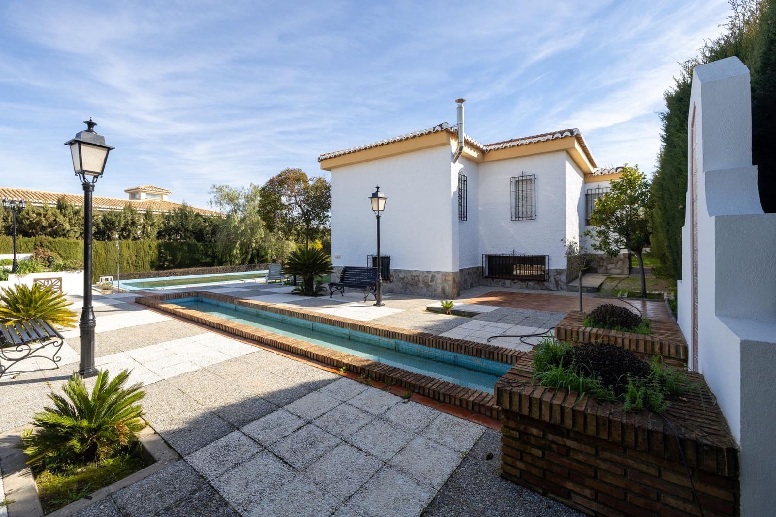 7 slaapkamer Villa te koop in Otura met zwembad garage - € 420.000 (Ref: 9637861)