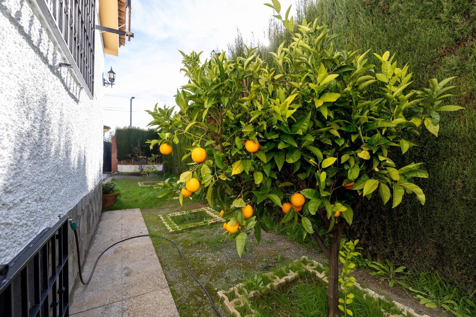 7 slaapkamer Villa te koop in Otura met zwembad garage - € 420.000 (Ref: 9637861)