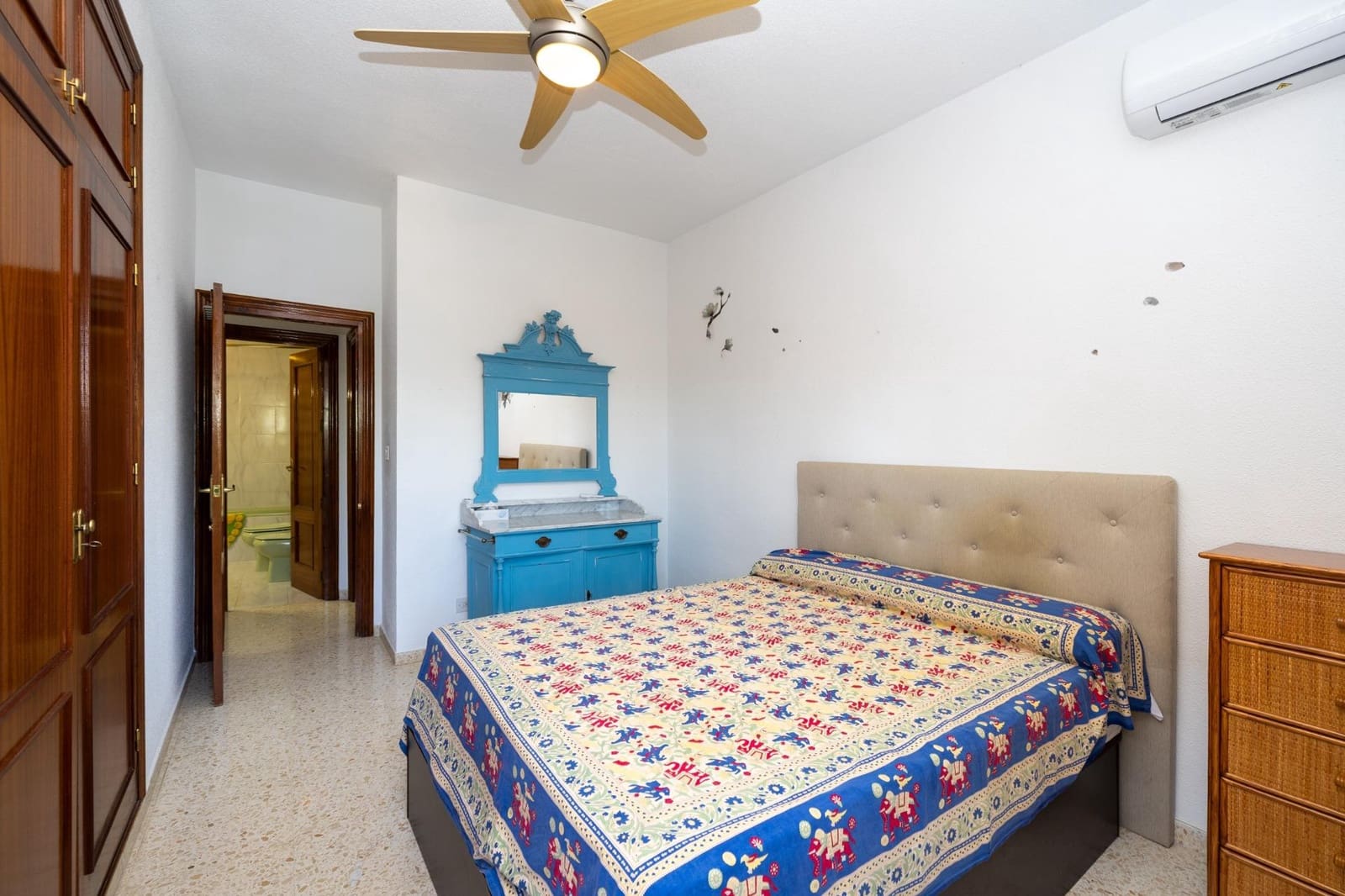 7 slaapkamer Villa te koop in Otura met zwembad garage - € 420.000 (Ref: 9637861)