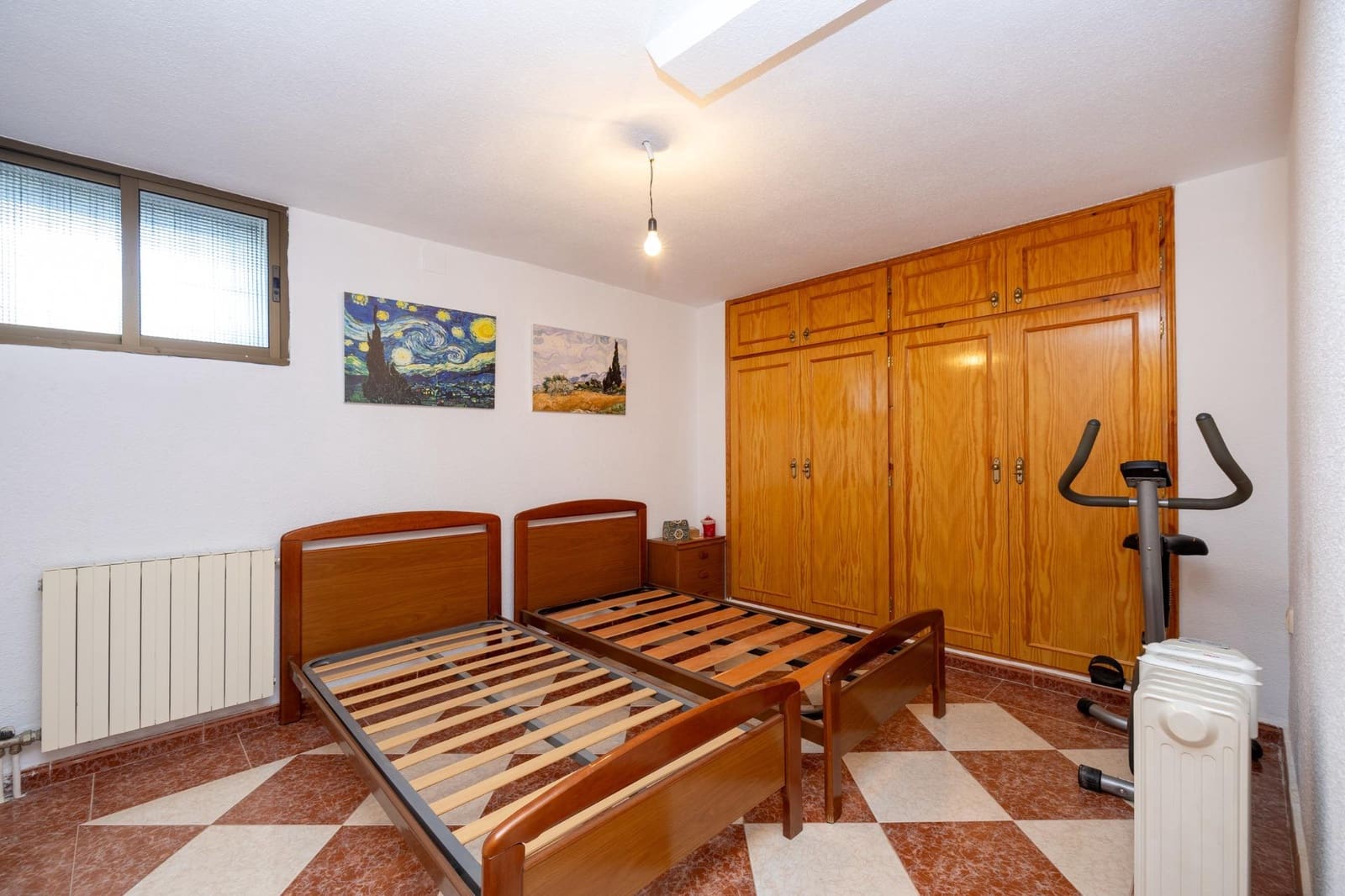 7 slaapkamer Villa te koop in Otura met zwembad garage - € 420.000 (Ref: 9637861)