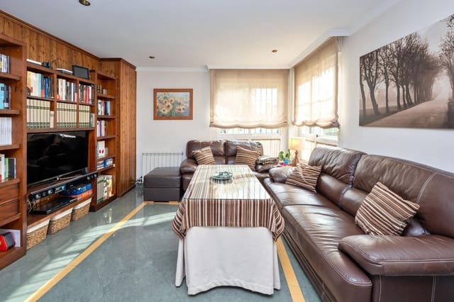 Adosado de 3 habitaciones en Granada ciudad en venta con garaje - 390.900 € (Ref: 9637864)