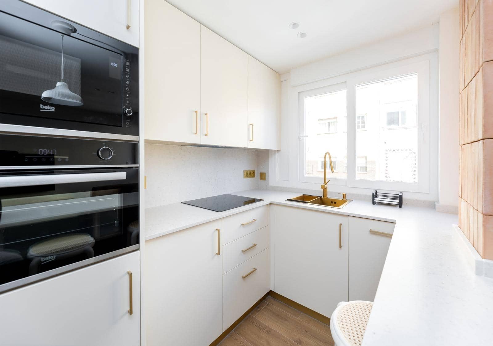 4 Zimmer Wohnung zu verkaufen in Granada Stadt - 350.000 € (Ref: 9637865)