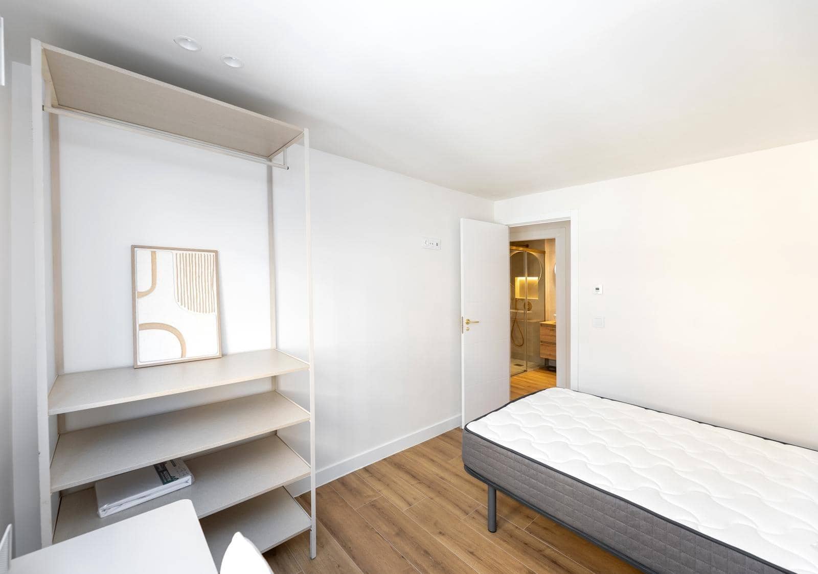 4 Zimmer Wohnung zu verkaufen in Granada Stadt - 350.000 € (Ref: 9637865)