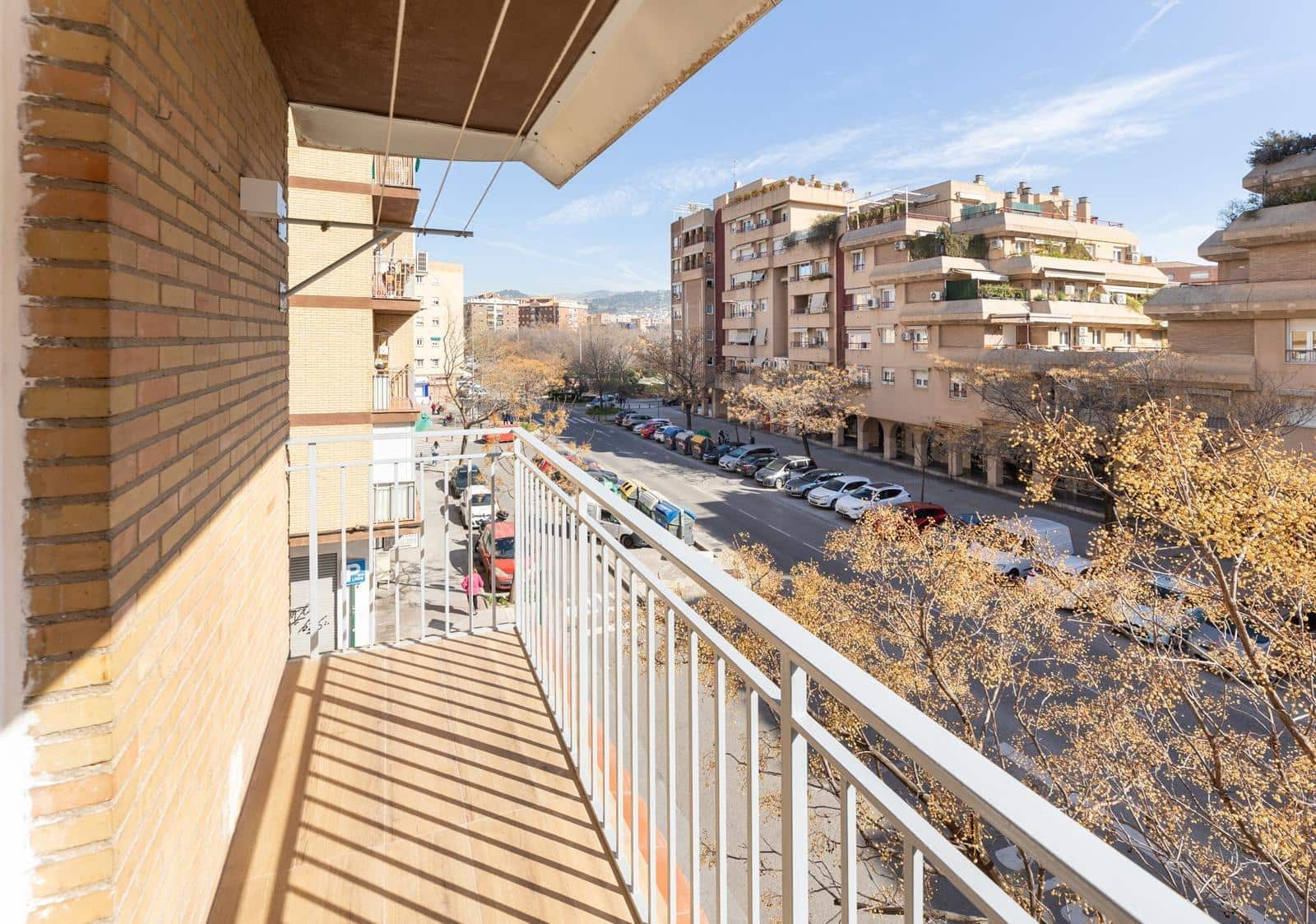 4 Zimmer Wohnung zu verkaufen in Granada Stadt - 350.000 € (Ref: 9637865)