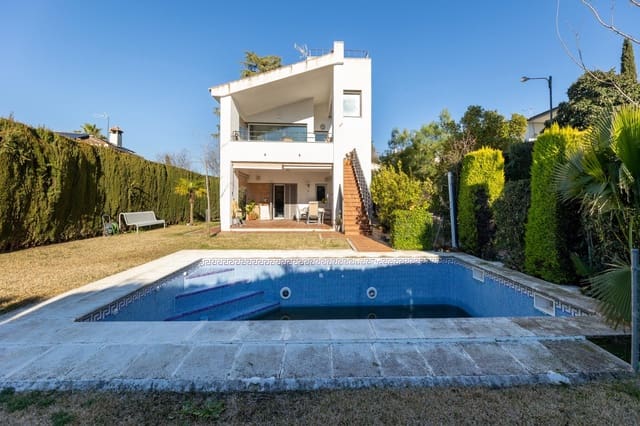 4 camera da letto Villa in vendita in Cájar con piscina garage - 600.000 € (Rif: 9645287)