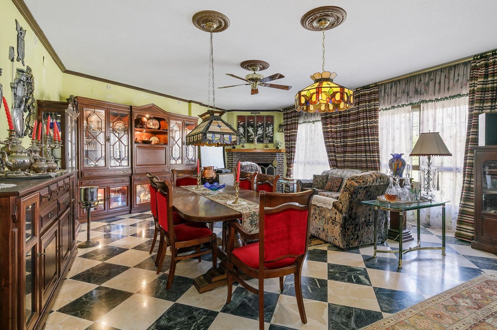 9 sypialnia Willa na sprzedaż w La Herradura z basenem garażem - 1 100 000 € (Ref: 9645288)