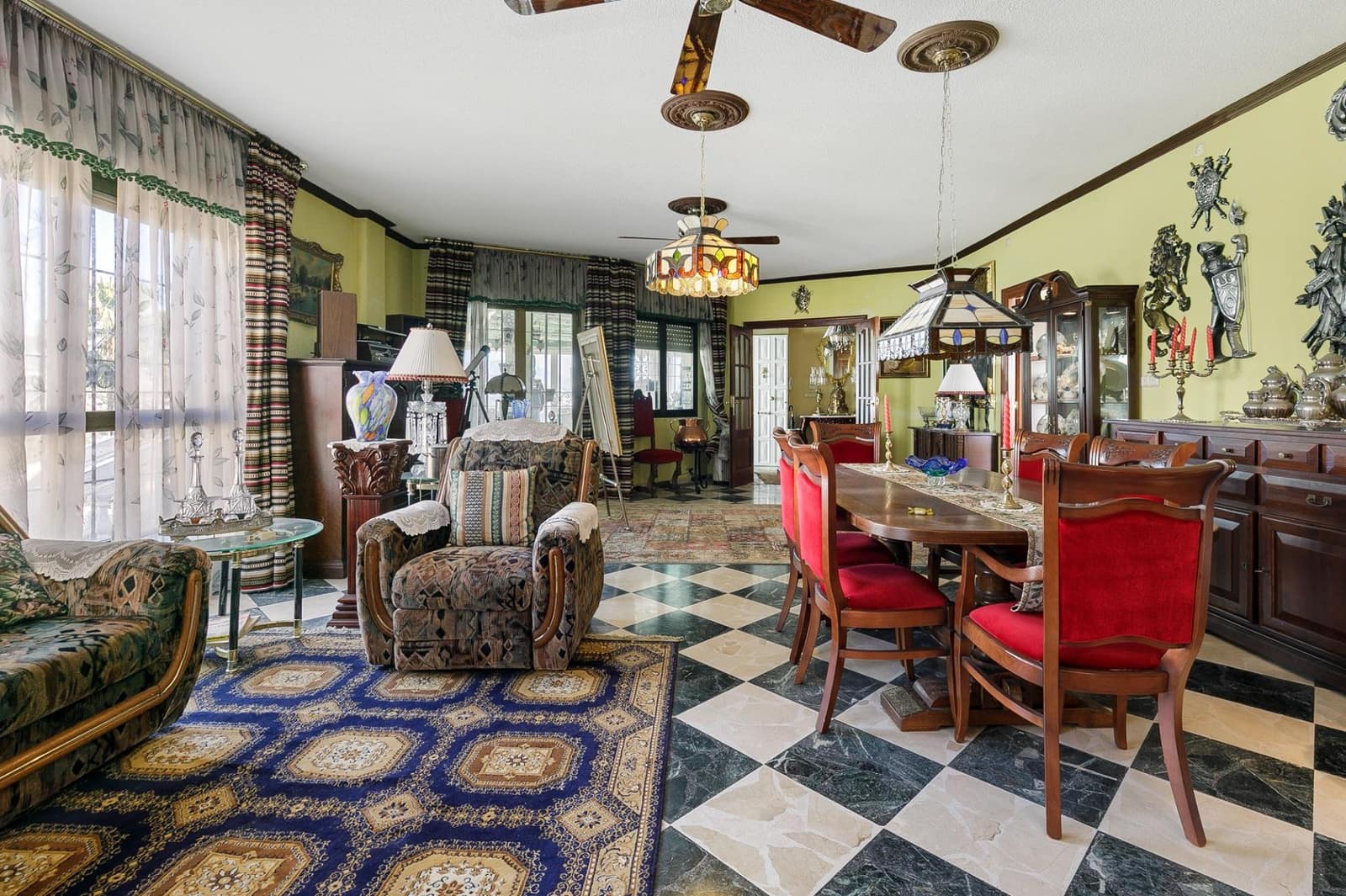 9 sypialnia Willa na sprzedaż w La Herradura z basenem garażem - 1 100 000 € (Ref: 9645288)