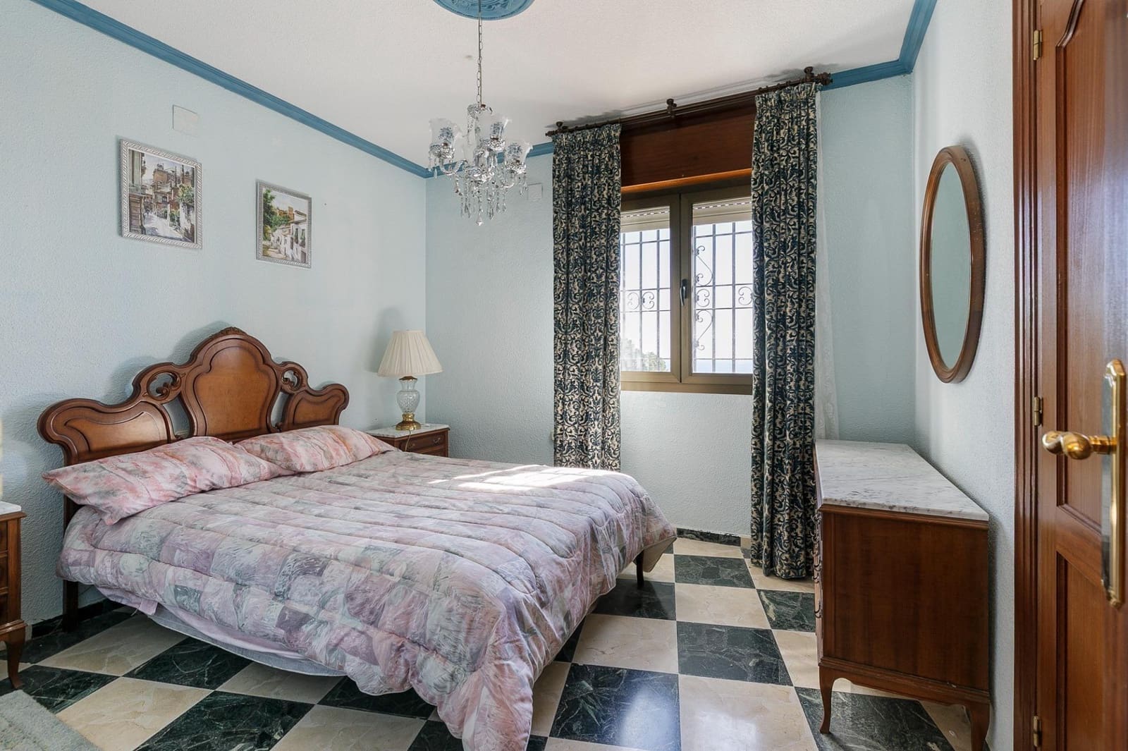 9 sypialnia Willa na sprzedaż w La Herradura z basenem garażem - 1 100 000 € (Ref: 9645288)