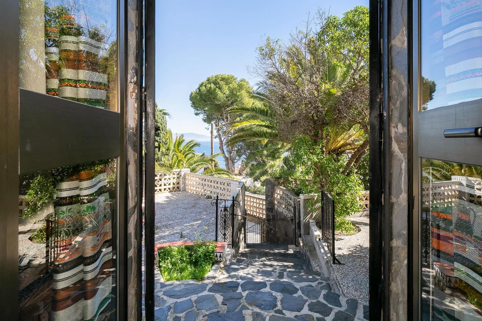 9 sypialnia Willa na sprzedaż w La Herradura z basenem garażem - 1 100 000 € (Ref: 9645288)