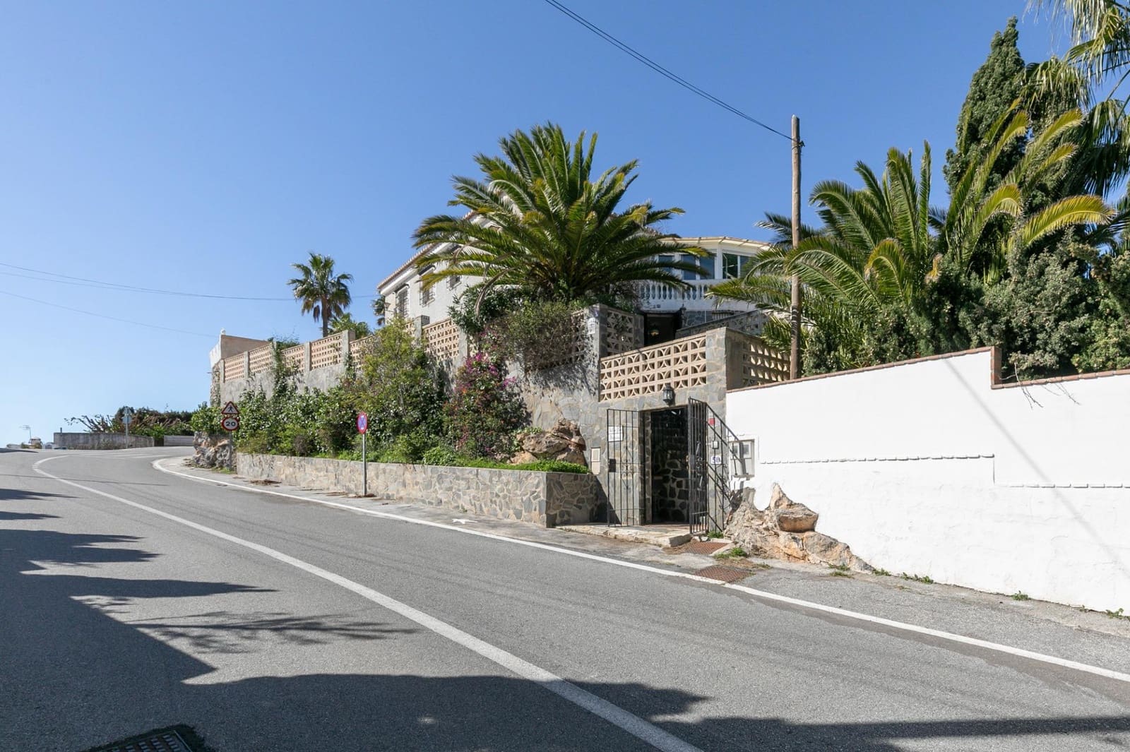 9 sypialnia Willa na sprzedaż w La Herradura z basenem garażem - 1 100 000 € (Ref: 9645288)