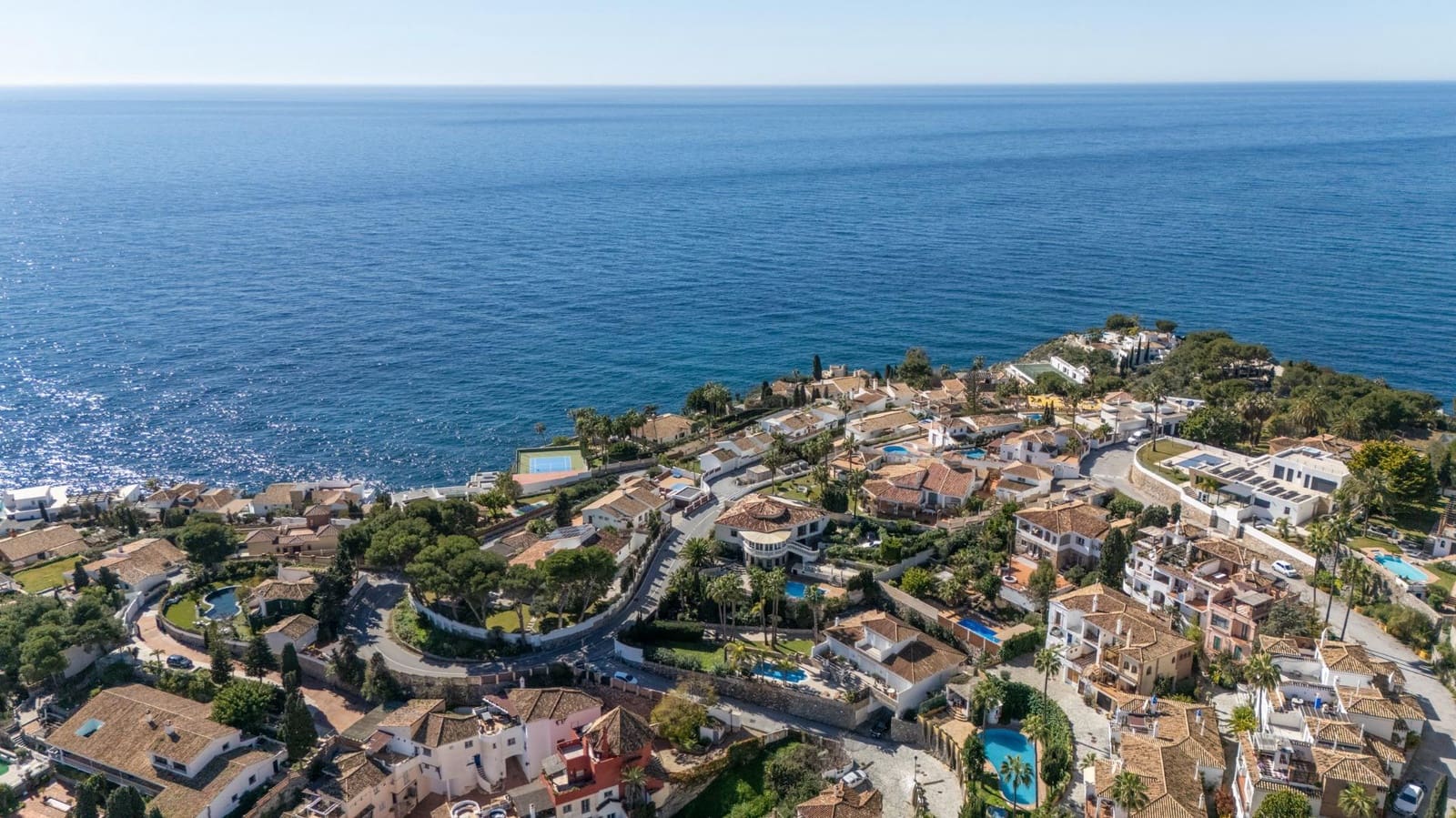 9 sypialnia Willa na sprzedaż w La Herradura z basenem garażem - 1 100 000 € (Ref: 9645288)