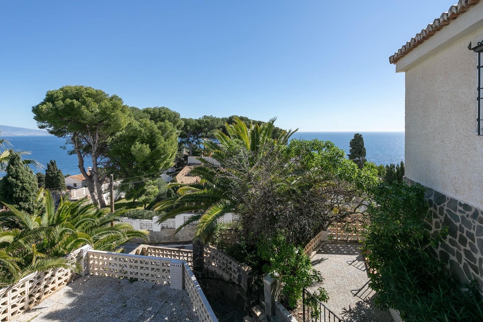 9 sypialnia Willa na sprzedaż w La Herradura z basenem garażem - 1 100 000 € (Ref: 9645288)