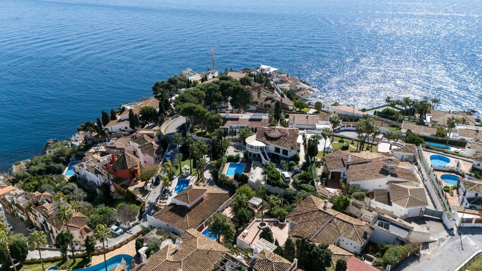 9 sypialnia Willa na sprzedaż w La Herradura z basenem garażem - 1 100 000 € (Ref: 9645288)