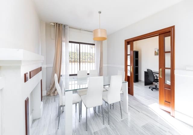 4 sovrum Lägenhet till salu i Granada stad - 265 000 € (Ref: 9645290)