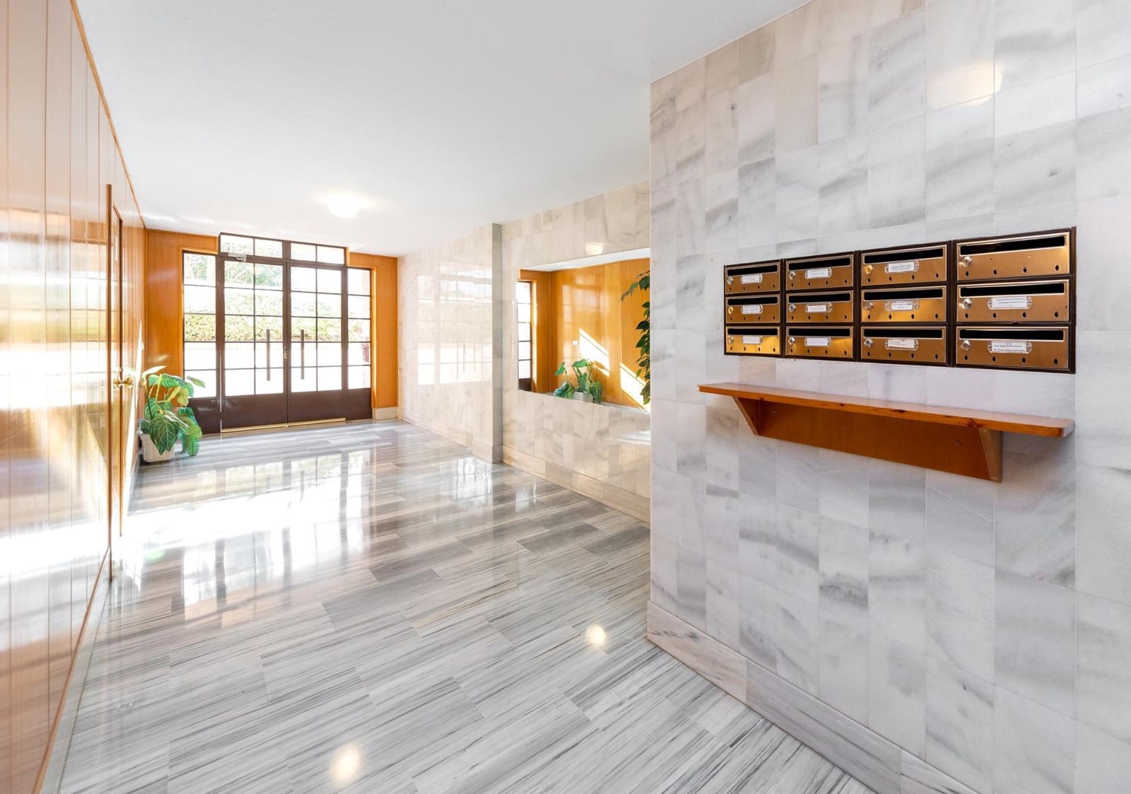 4 sovrum Lägenhet till salu i Granada stad - 265 000 € (Ref: 9645290)