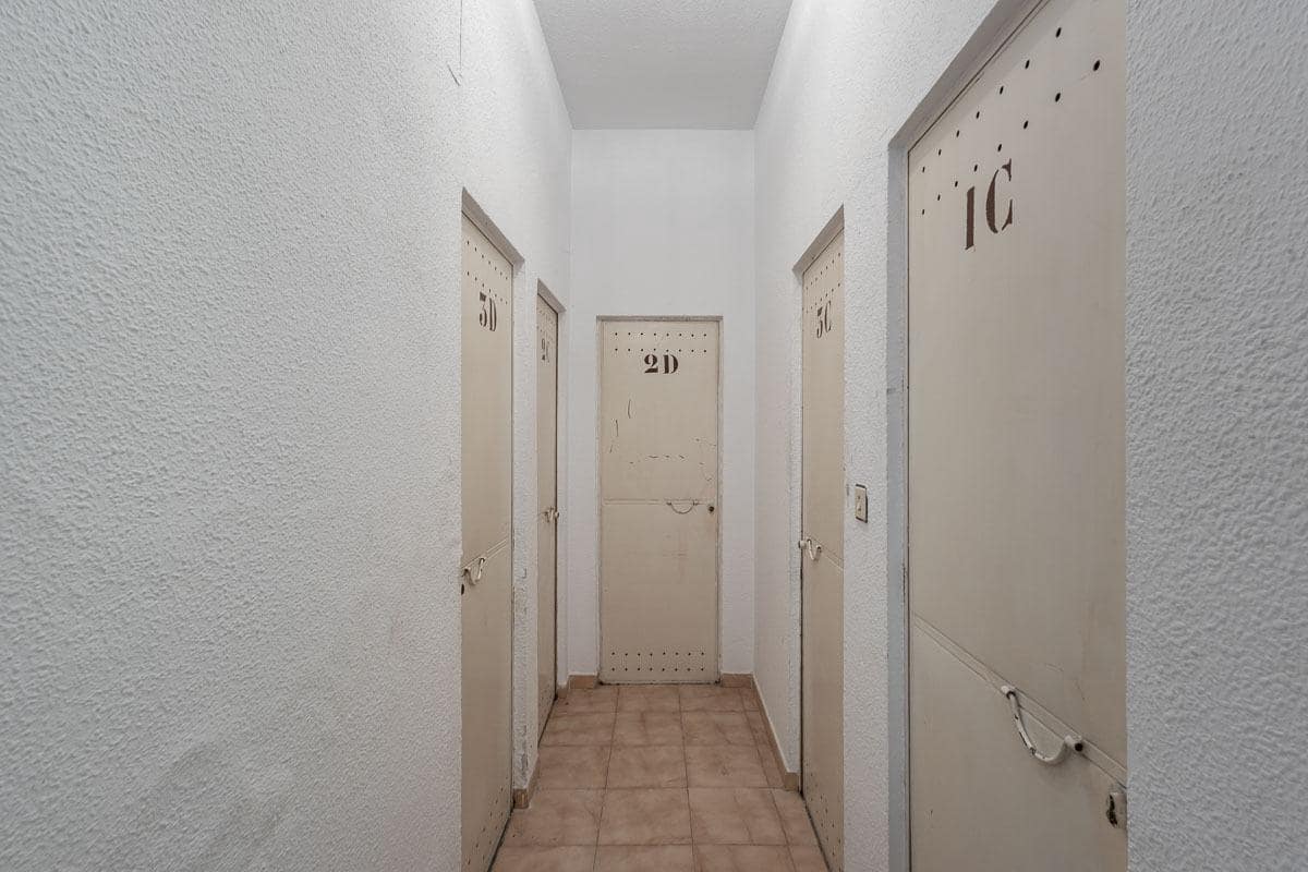 2 Zimmer Wohnung zu verkaufen in Granada Stadt - 290.000 € (Ref: 9648392)