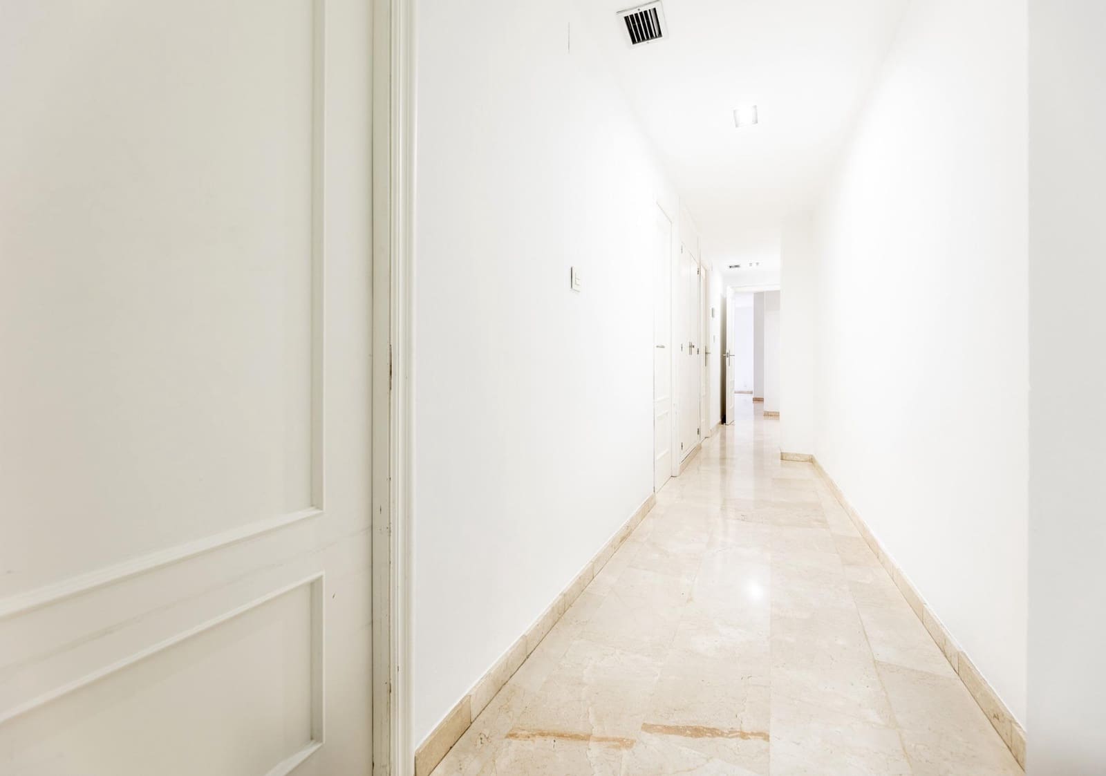 3 quarto Apartamento para venda em Granada cidade - 335 000 € (Ref: 9648393)