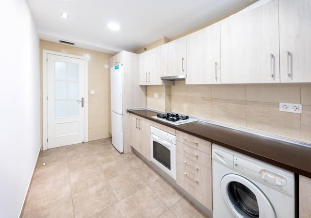 3 quarto Apartamento para venda em Centro, Granada cidade - 335 000 € (Ref: 9648393)