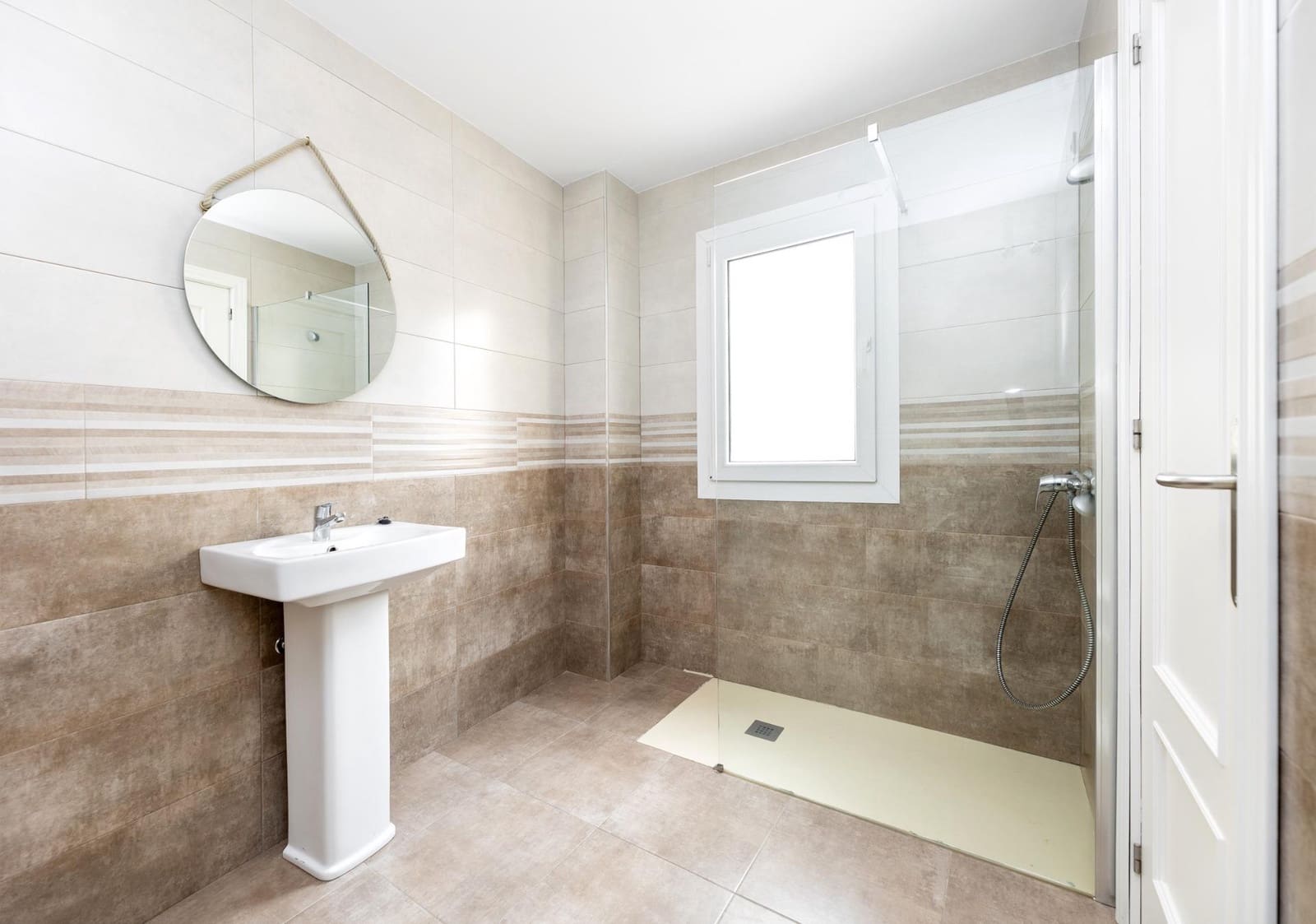 3 quarto Apartamento para venda em Granada cidade - 335 000 € (Ref: 9648393)