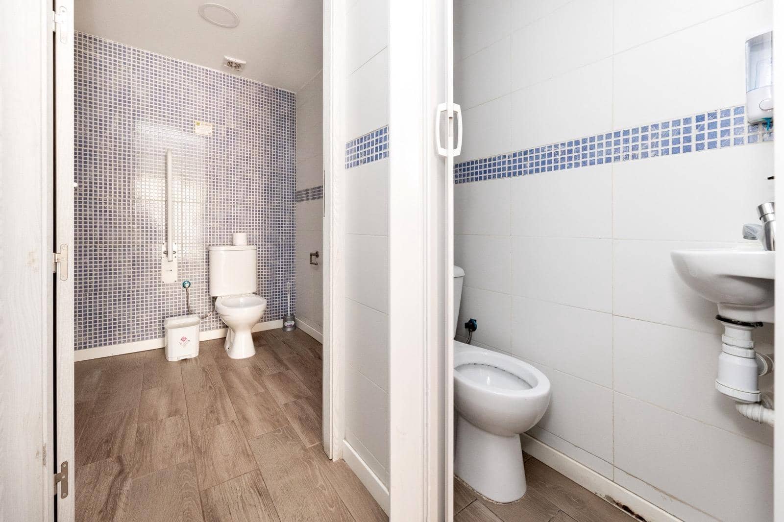 Kommersiell till salu i Granada stad - 104 999 € (Ref: 9652250)