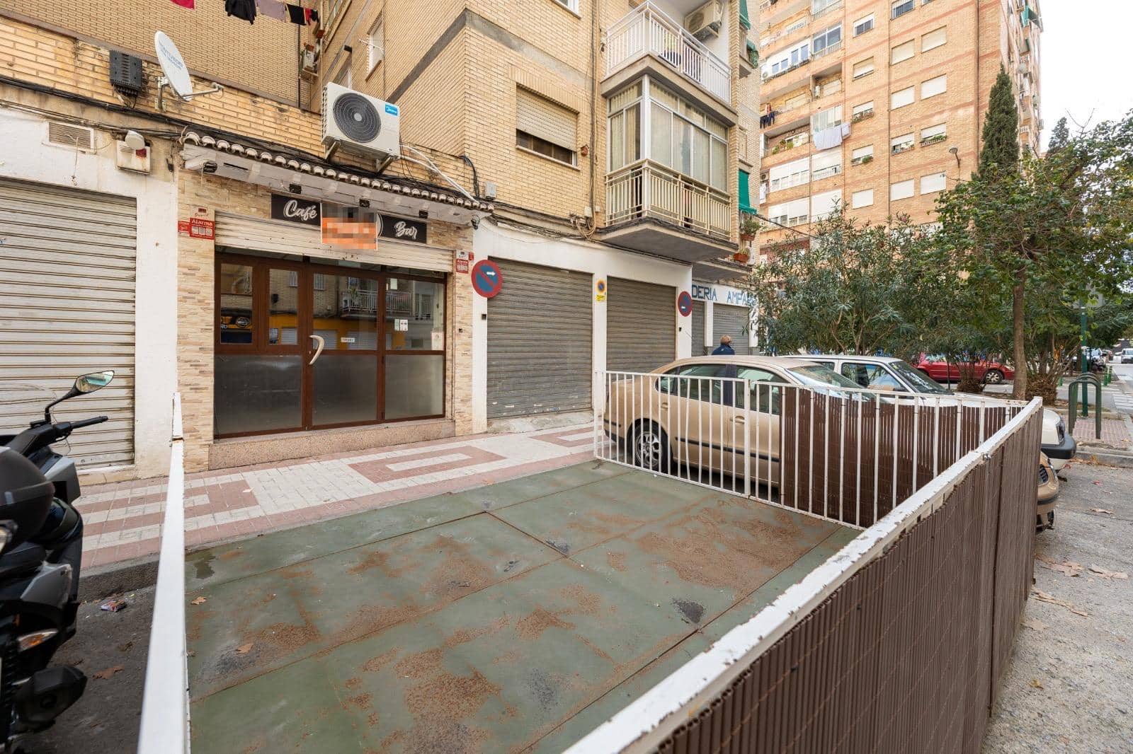 Kommersiell till salu i Granada stad - 104 999 € (Ref: 9652250)