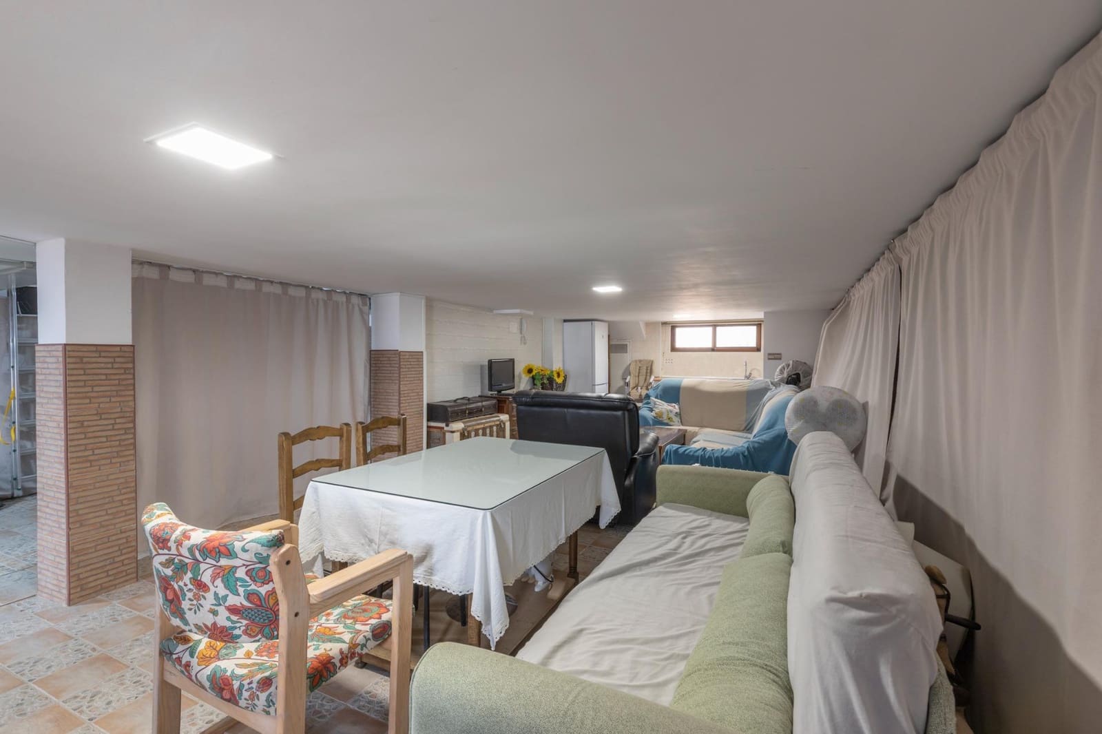 4 chambre Villa/Maison Mitoyenne à vendre à Chauchina avec garage - 285 900 € (Ref: 9652251)