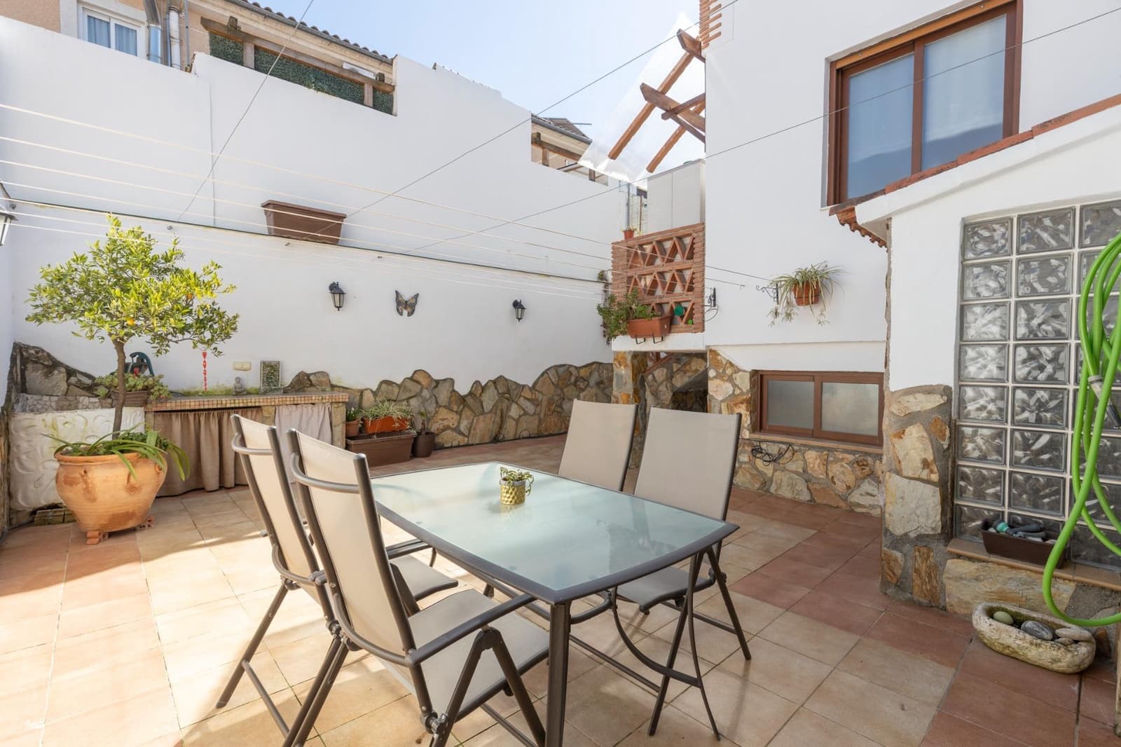 4 chambre Villa/Maison Mitoyenne à vendre à Chauchina avec garage - 285 900 € (Ref: 9652251)