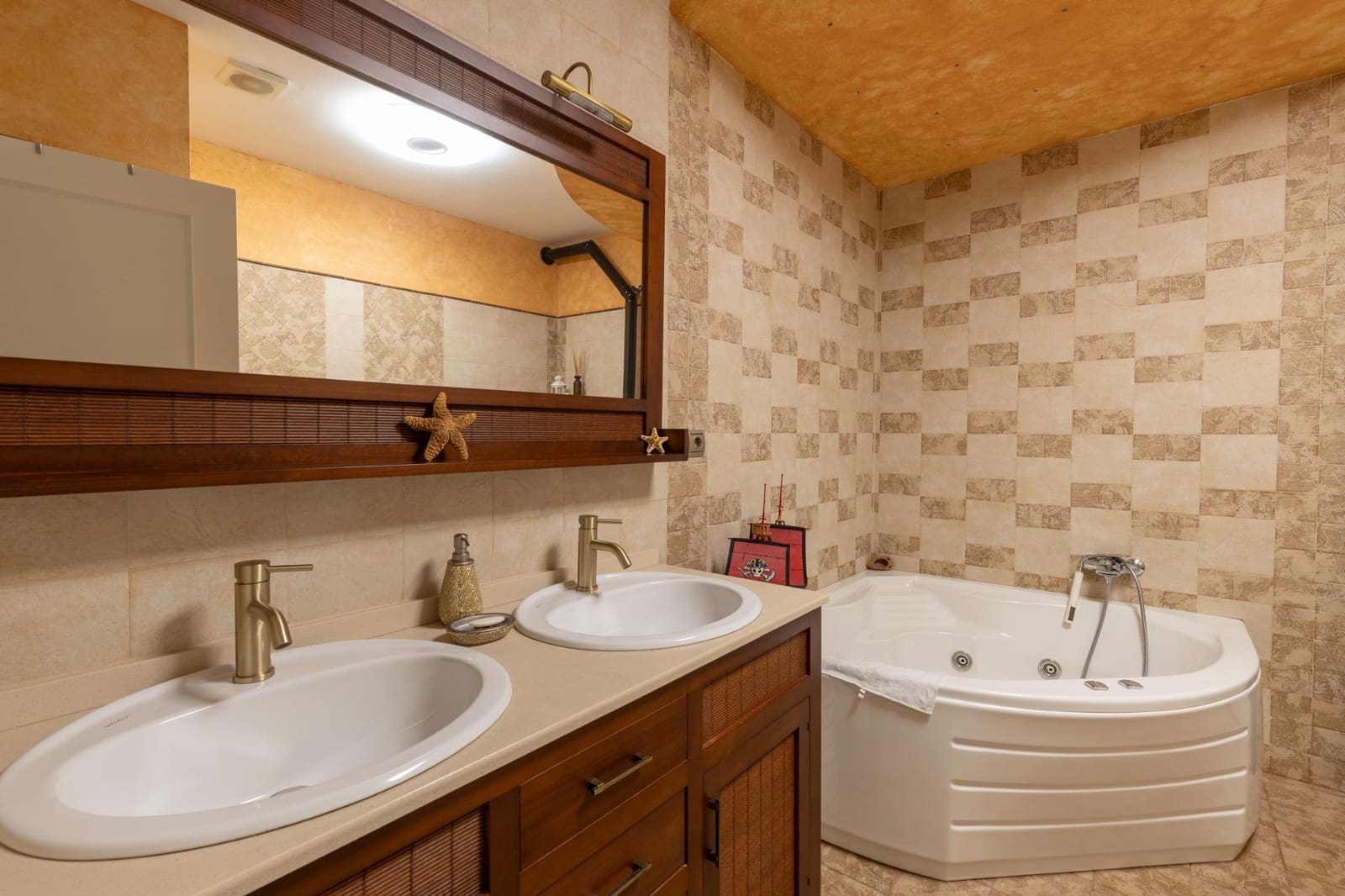 4 chambre Villa/Maison Mitoyenne à vendre à Chauchina avec garage - 285 900 € (Ref: 9652251)