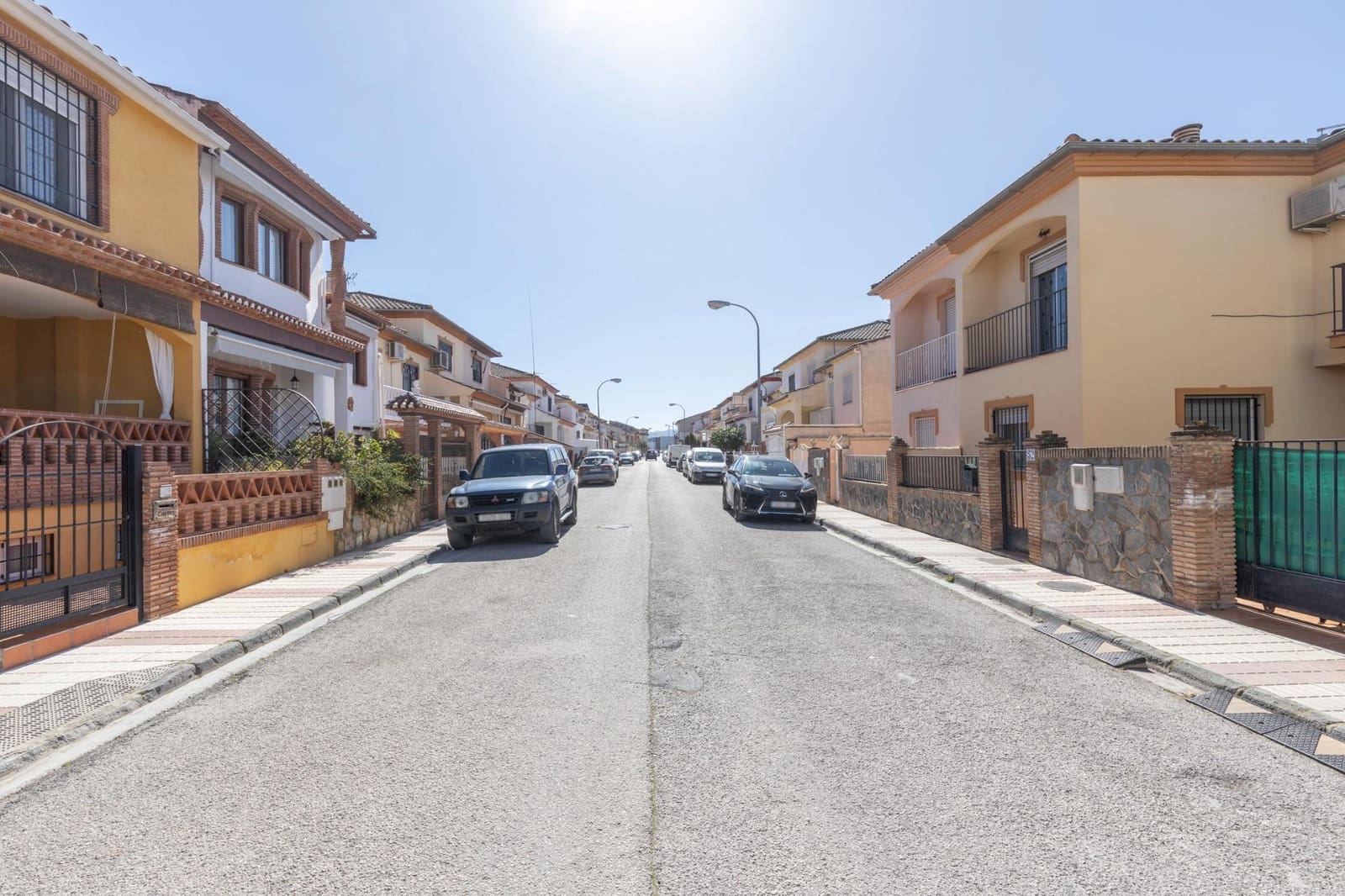 4 chambre Villa/Maison Mitoyenne à vendre à Chauchina avec garage - 285 900 € (Ref: 9652251)